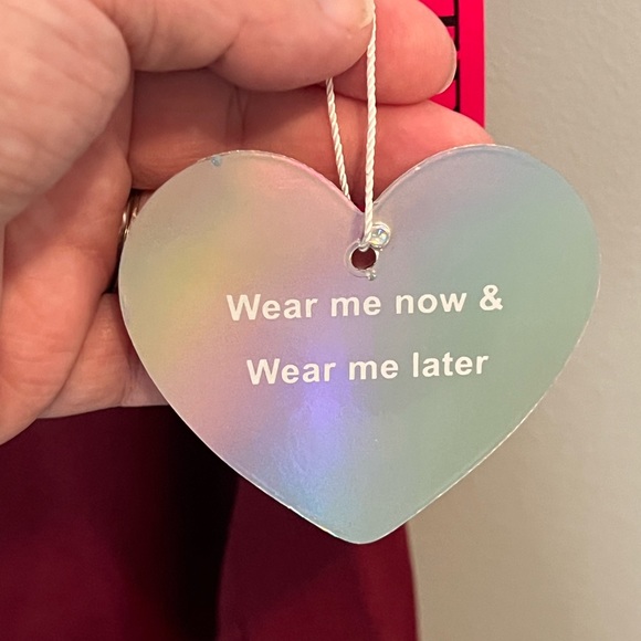 NWOT Kathy Maternity Tank in Maroon - Picture 3 of 4